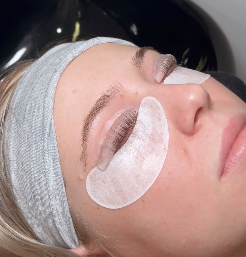Lash Tint + Lamination