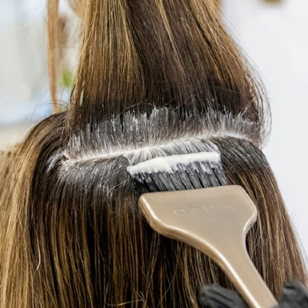 The Alzar Base at Alzar Salon in Willoughby, OH