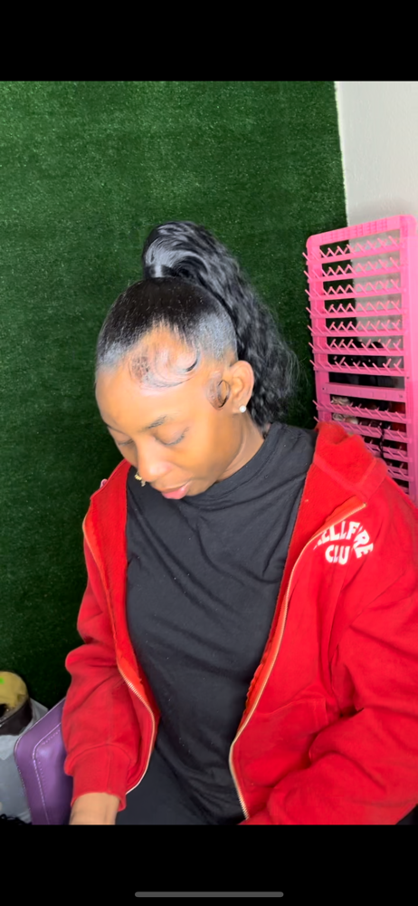 Sleek Ponytail π