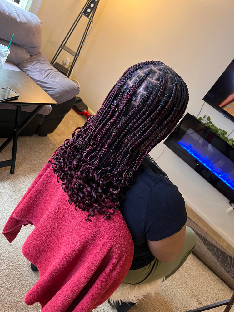 Bob w/ curly ends