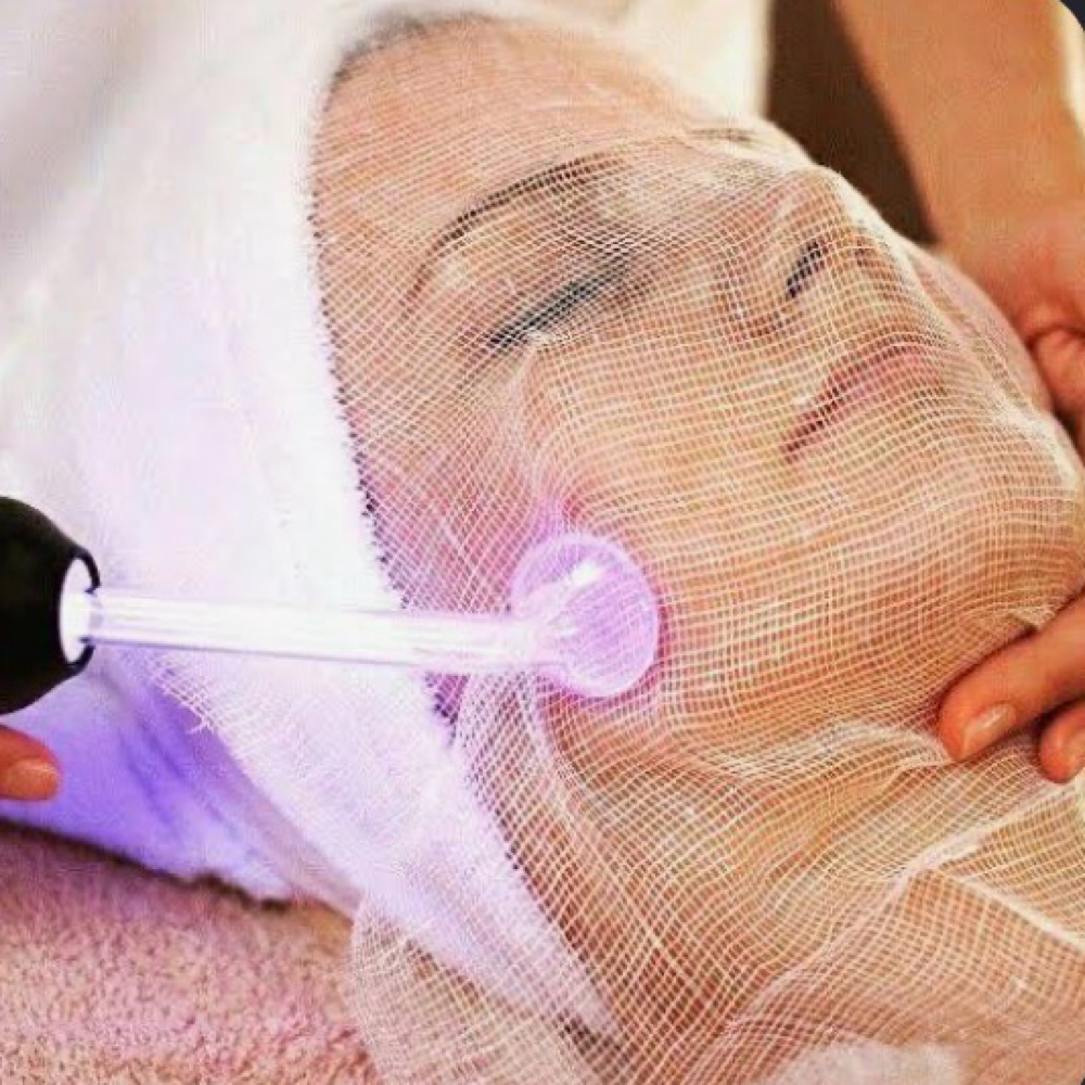 Acne Facial at Elevate Beauty Lounge in Davenport, IA