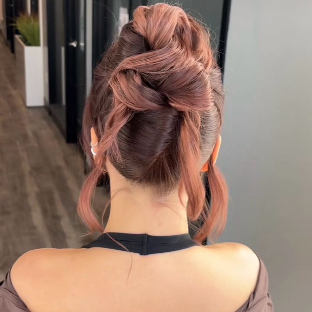 Bridesmaids / Wedding Guest at Studio Bloom By Tay in Chesterfield, MI