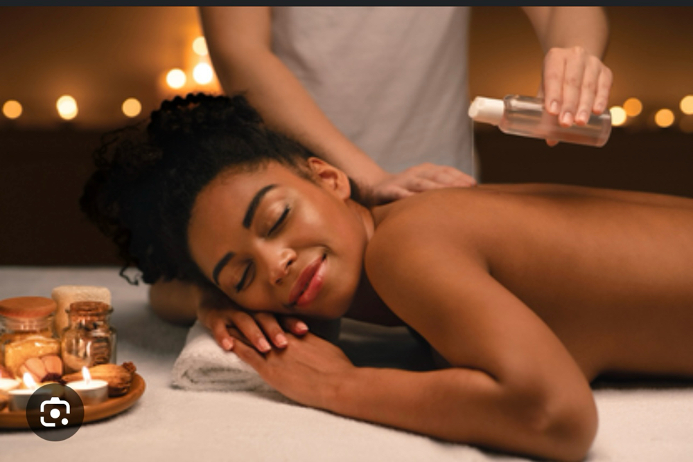 30 Minute Swedish Massage 14-18