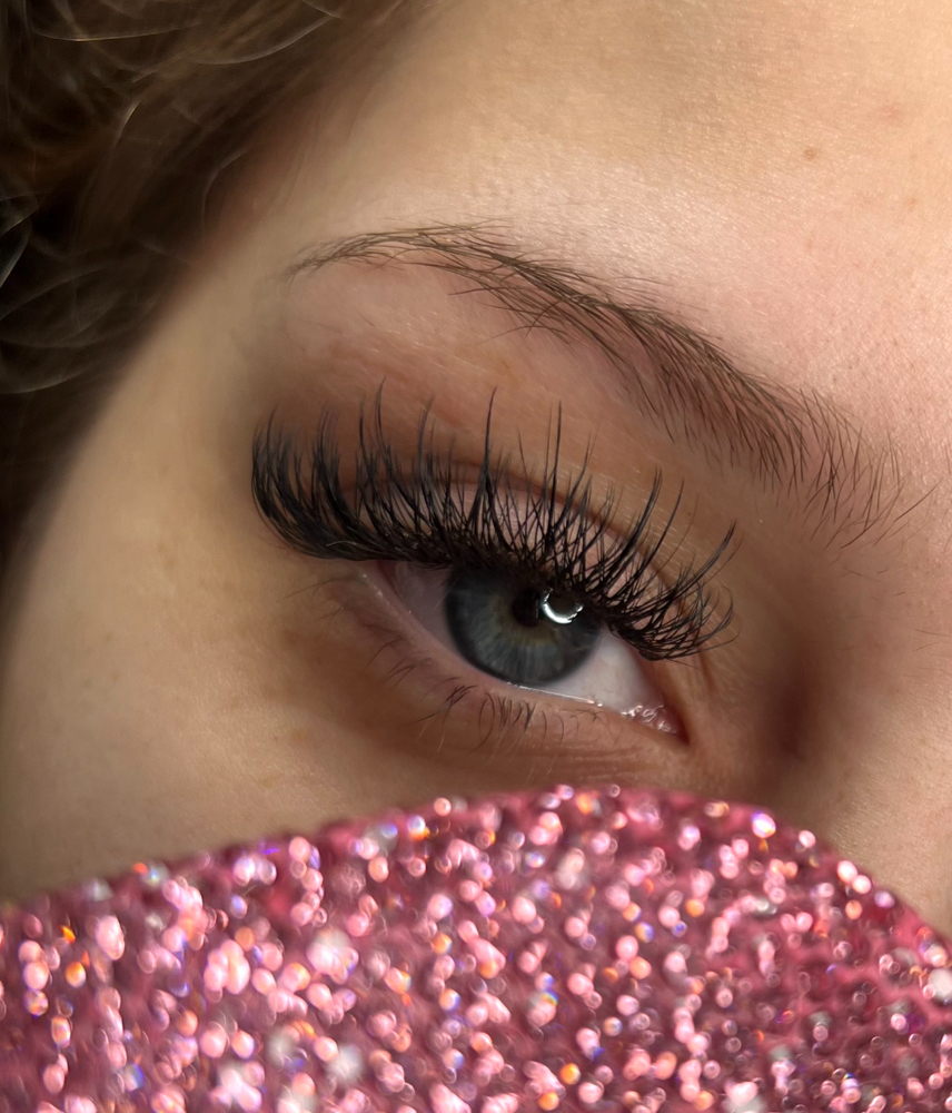 Hybrid Lashes