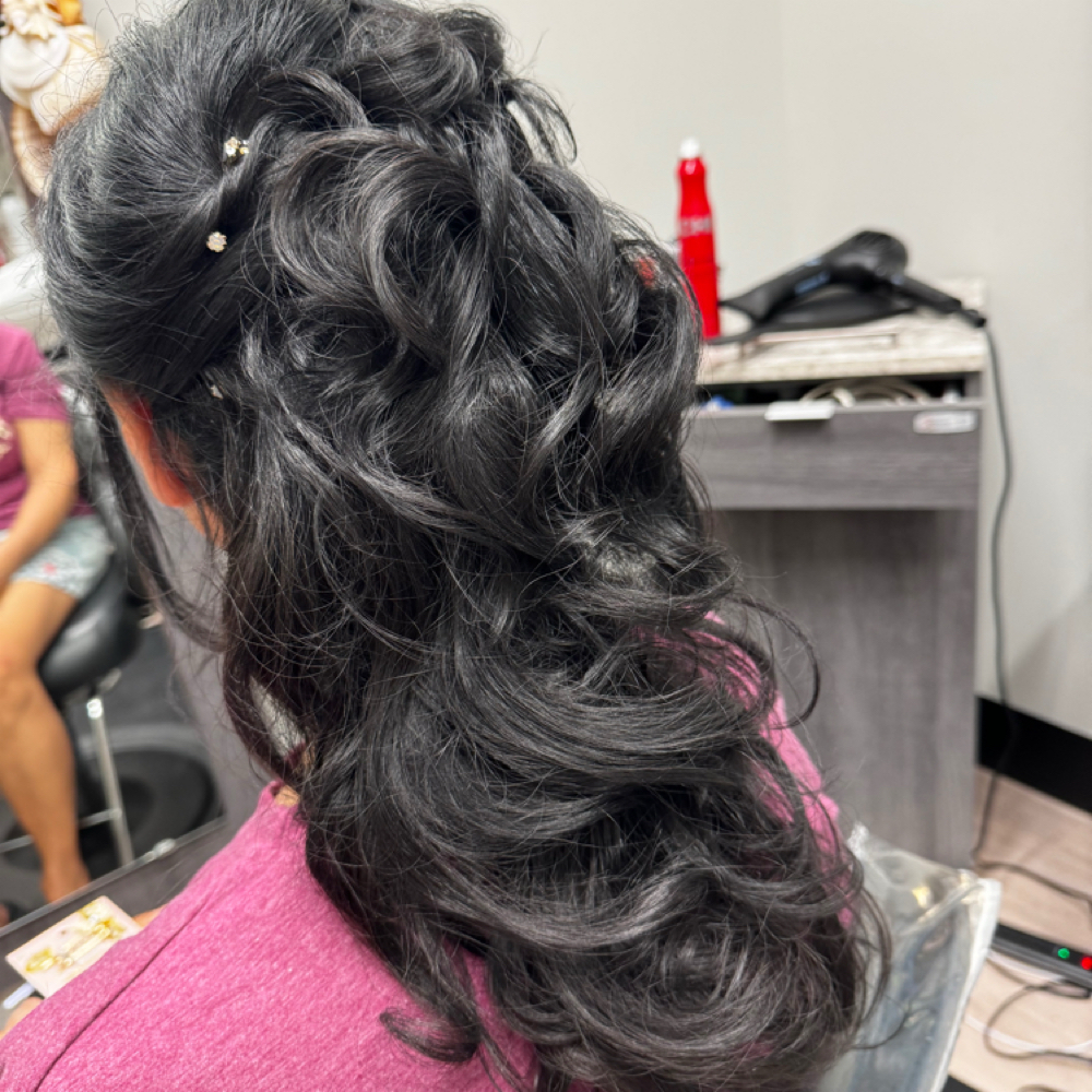 Up Dos at Yamila True Colors in Sarasota, FL