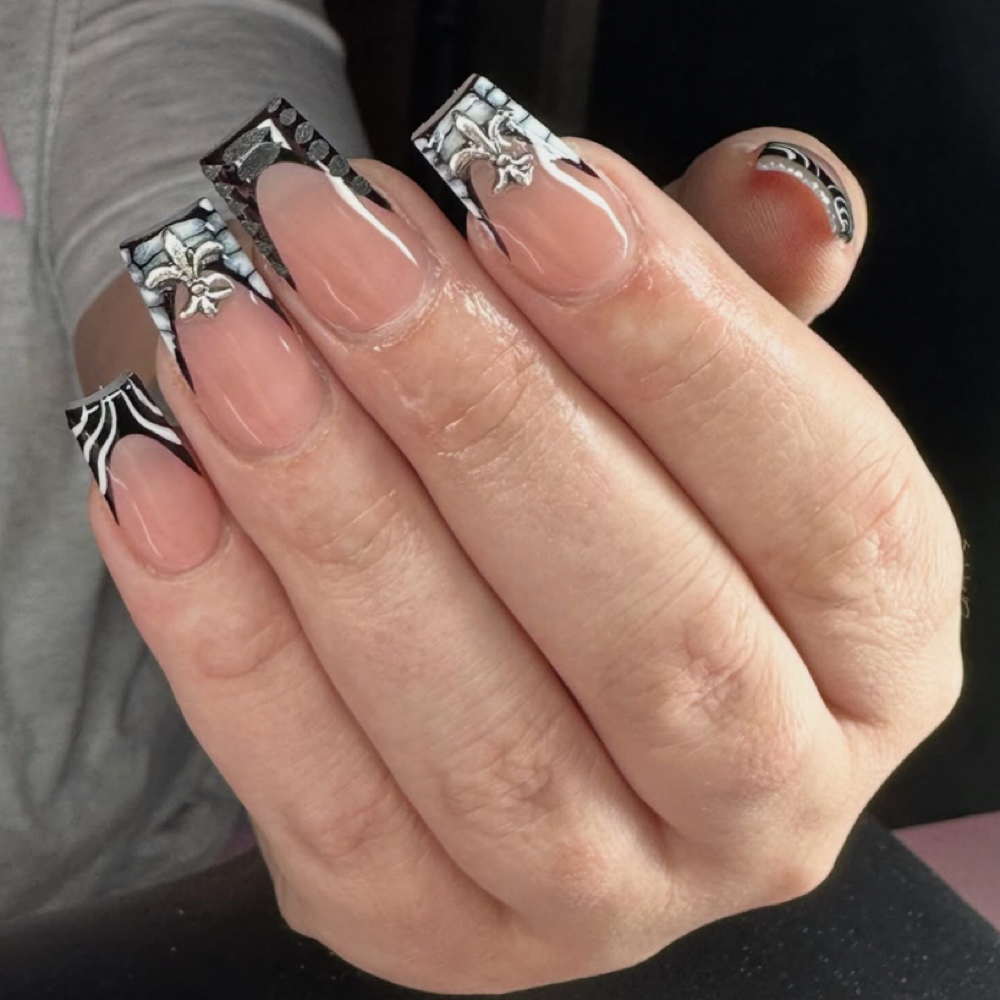 Acrylic Full Set at Mi Nails LLC in Waynesboro, VA