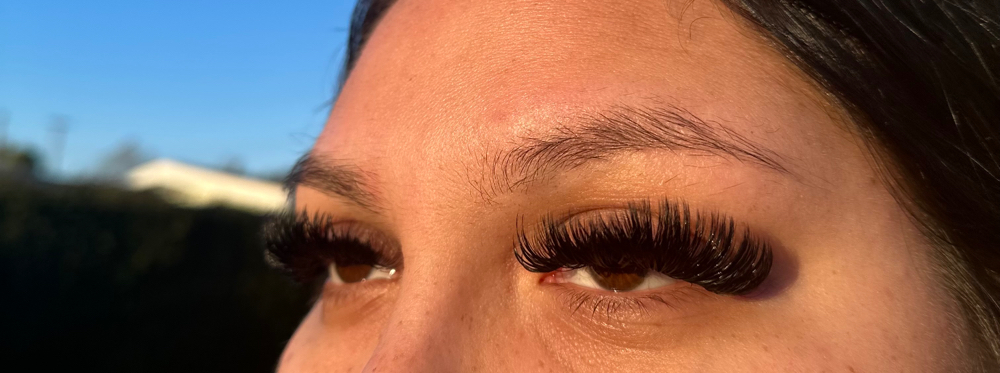 ANY LASH SET & LASER LIPO BUNDLE