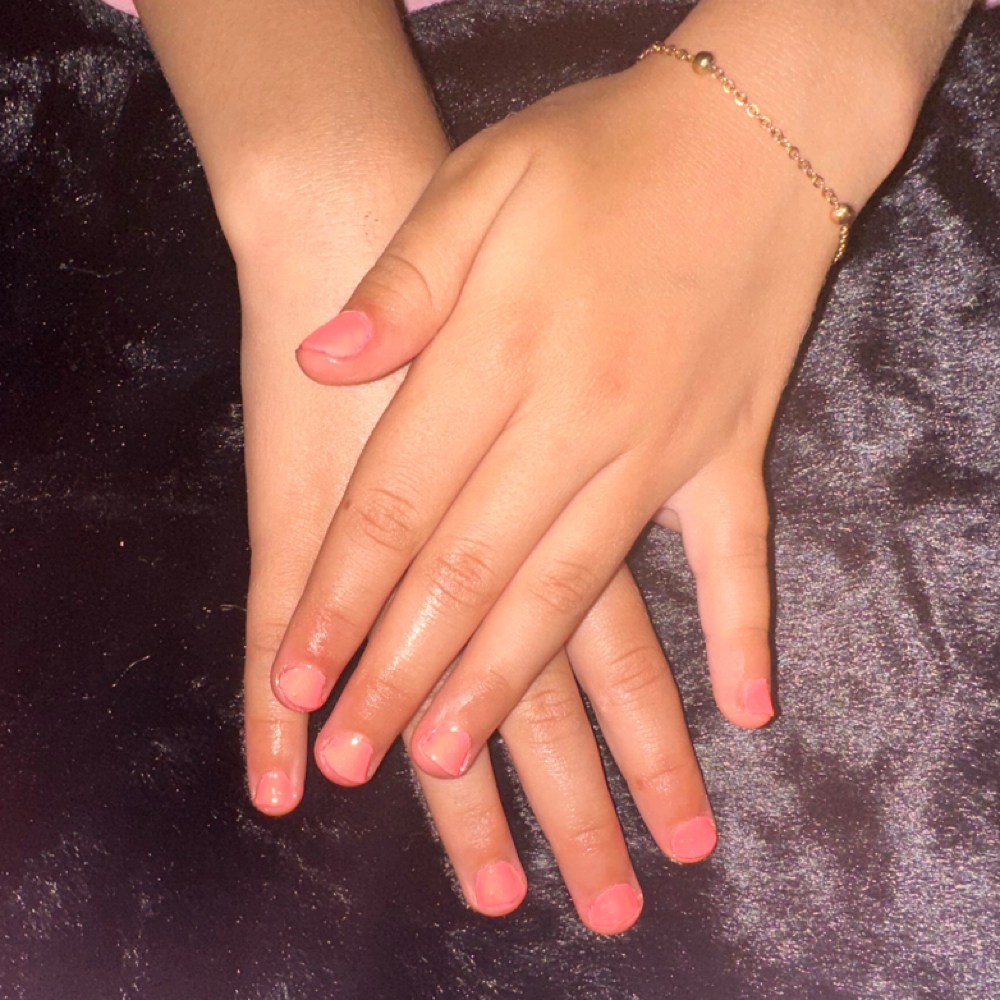 Regular Nail Polish On Natural Nail at Cayley’s Nails in Richmond, KY