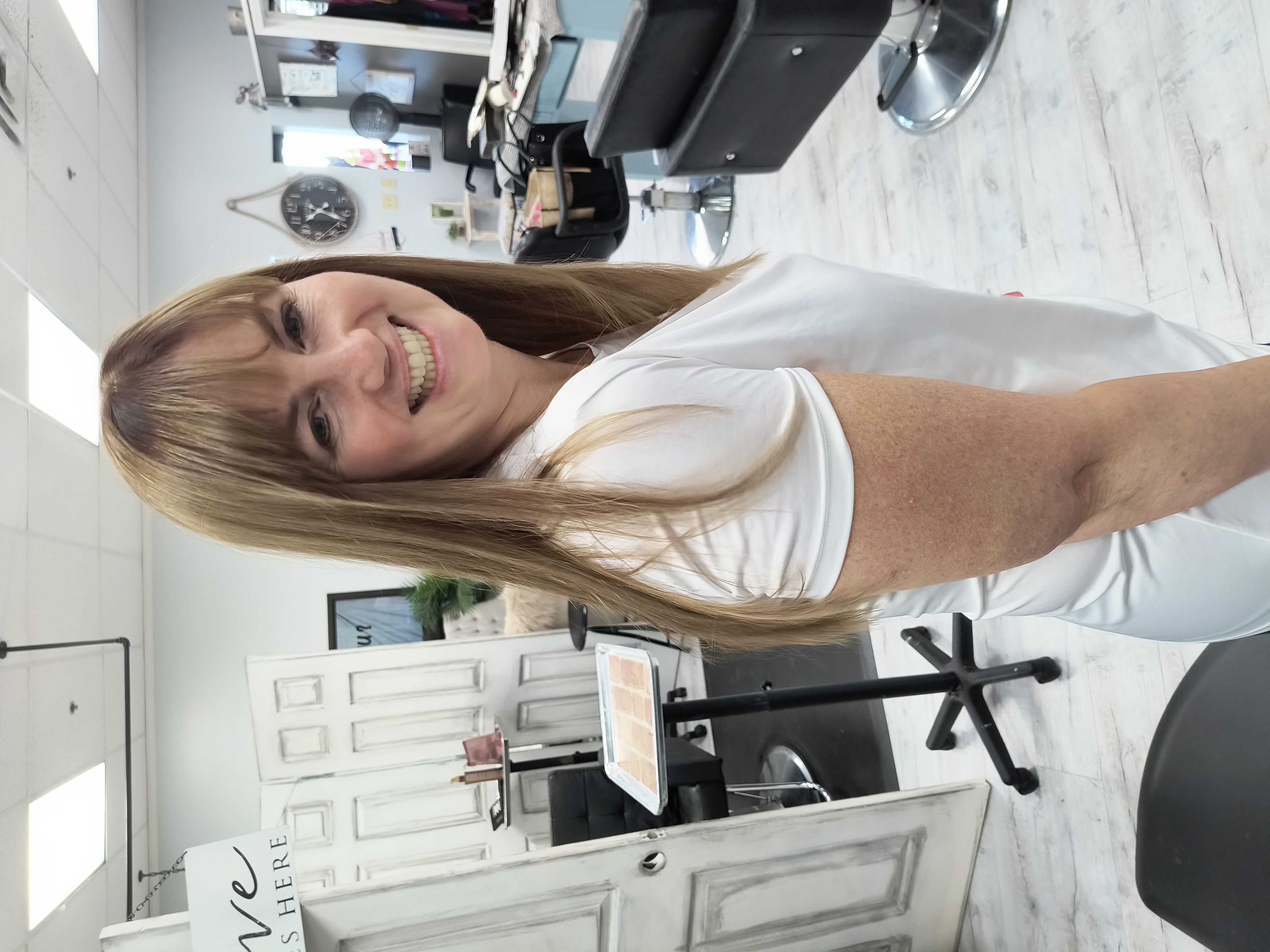 Shampoo, haircut and Style at Fab Stylez by Shanda in Allen, TX