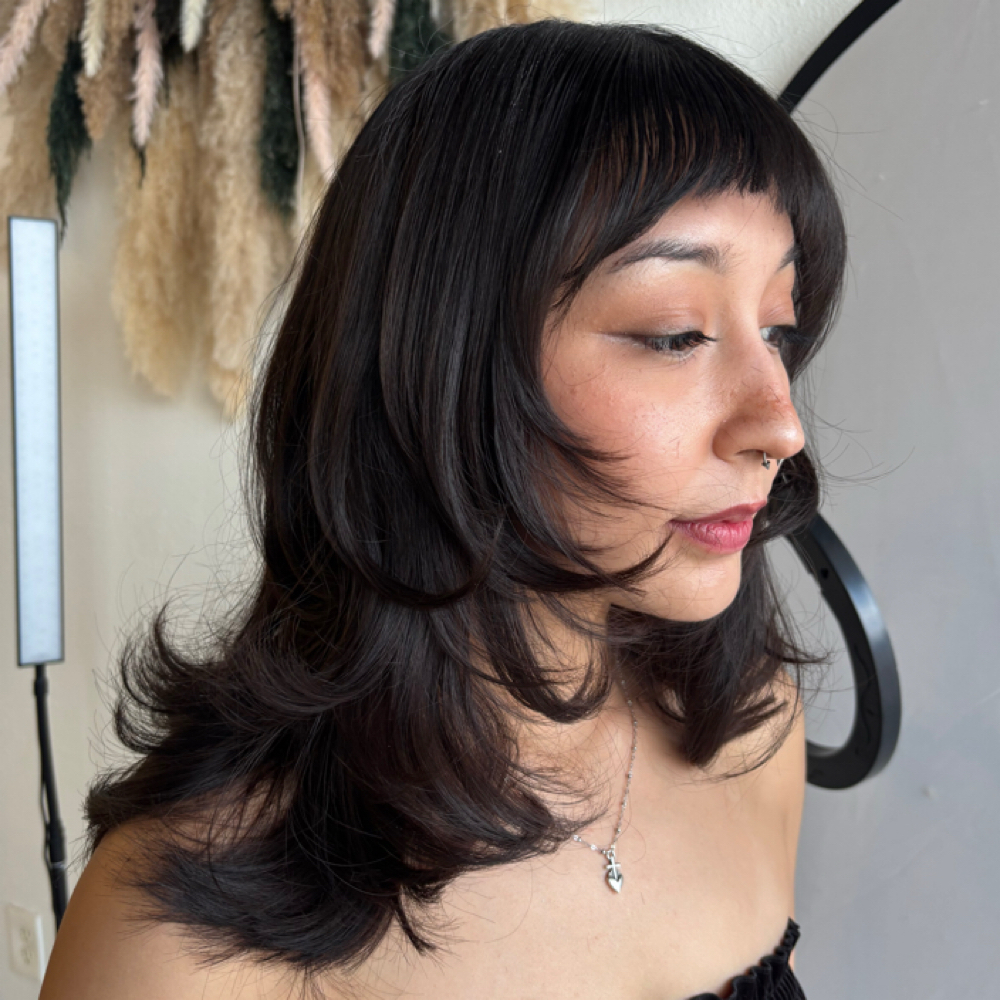 Returning Guest Trim 🖤 at Elliescissorhands Glow Salon And Spa in San Antonio, TX