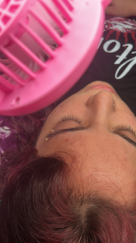 Lash Removal at Carolinesbeautybar in Livingston, CA