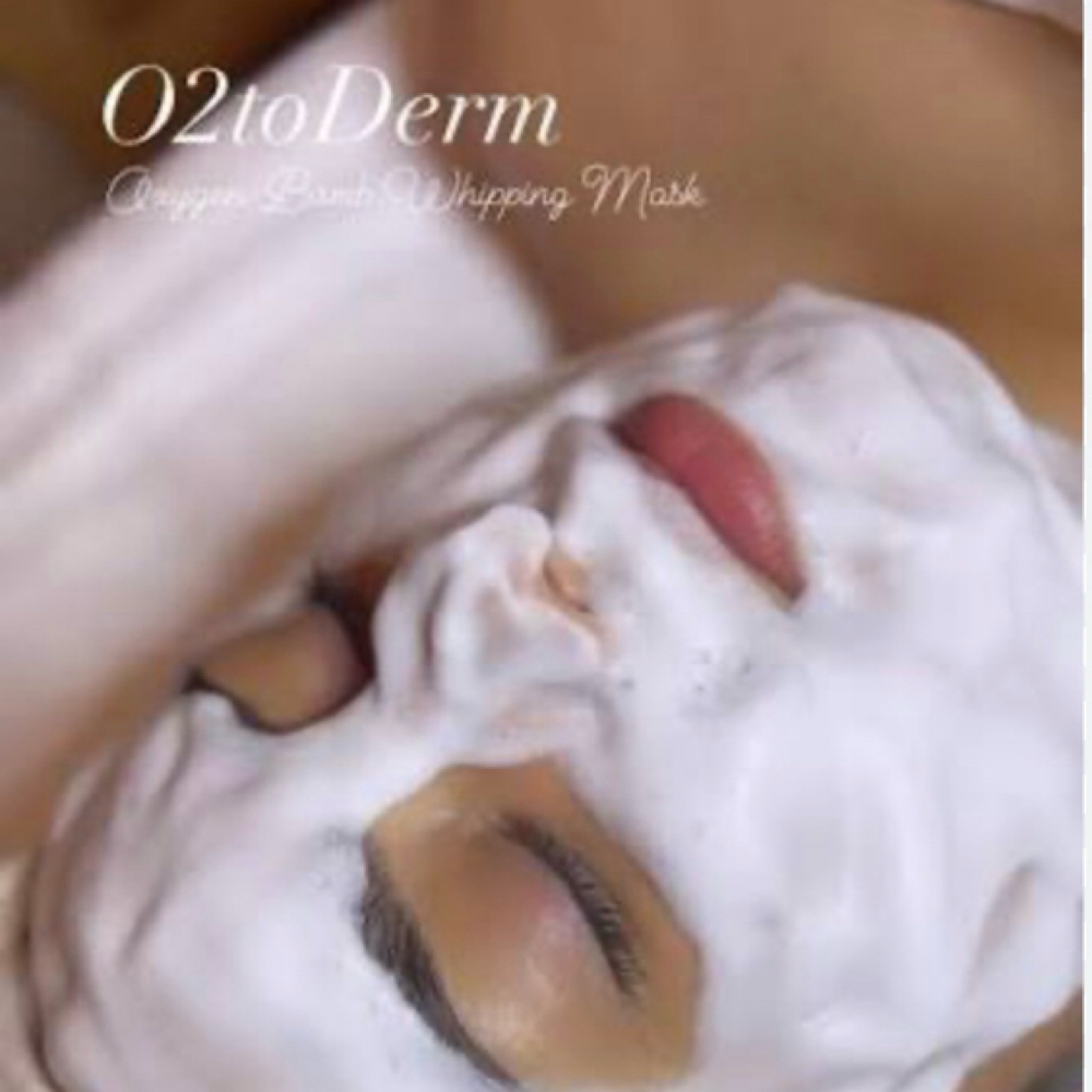 C2 O2 Facial