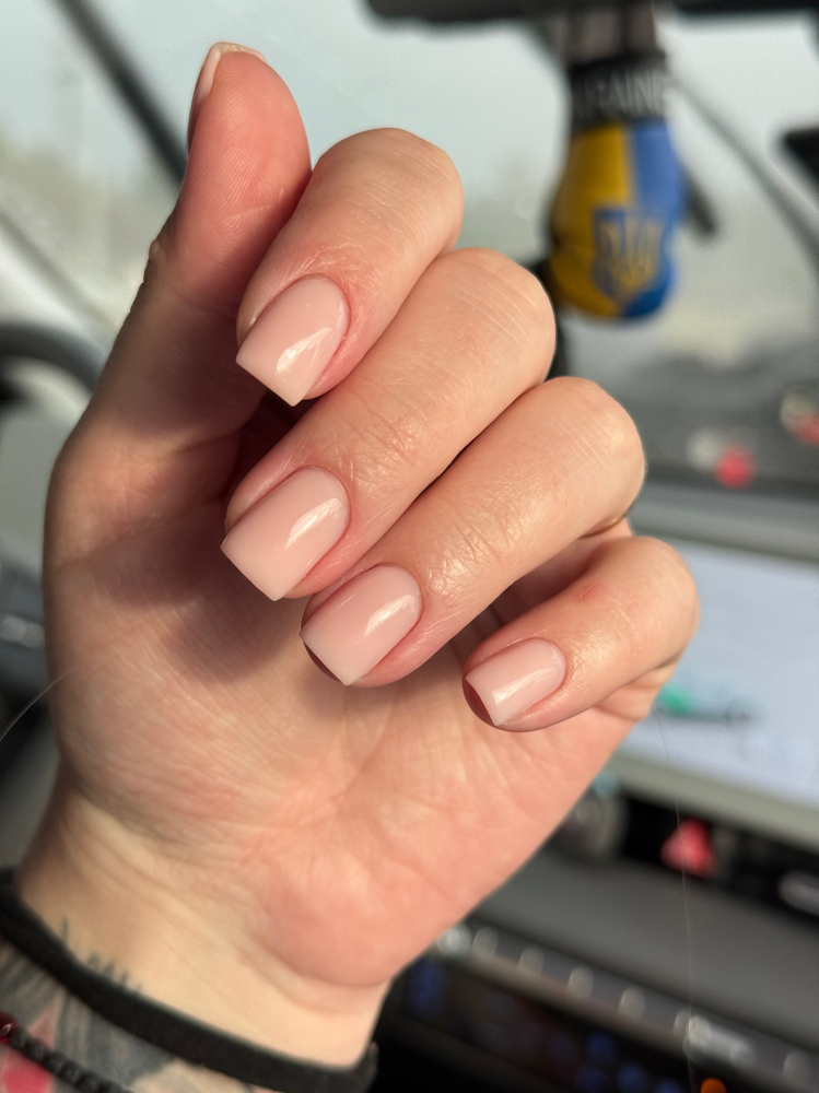Welcome Month Rubber Base Manicure