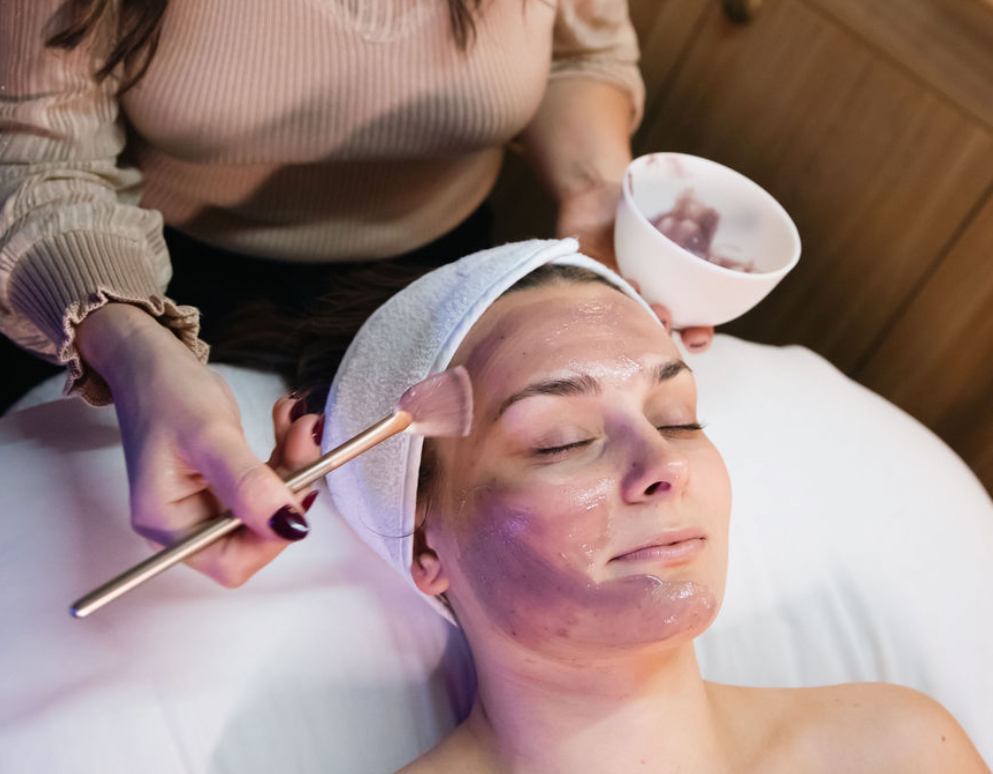 Circadia Classic Facial