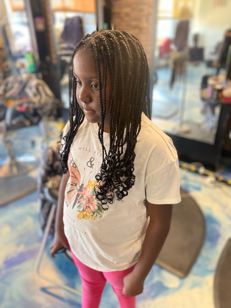 Kids Knotless Braids (age 3-12)