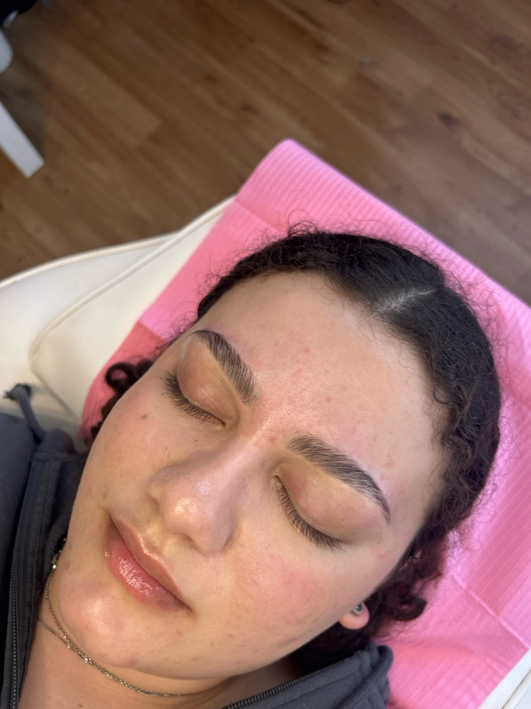 Eyebrow Lamination & Wax