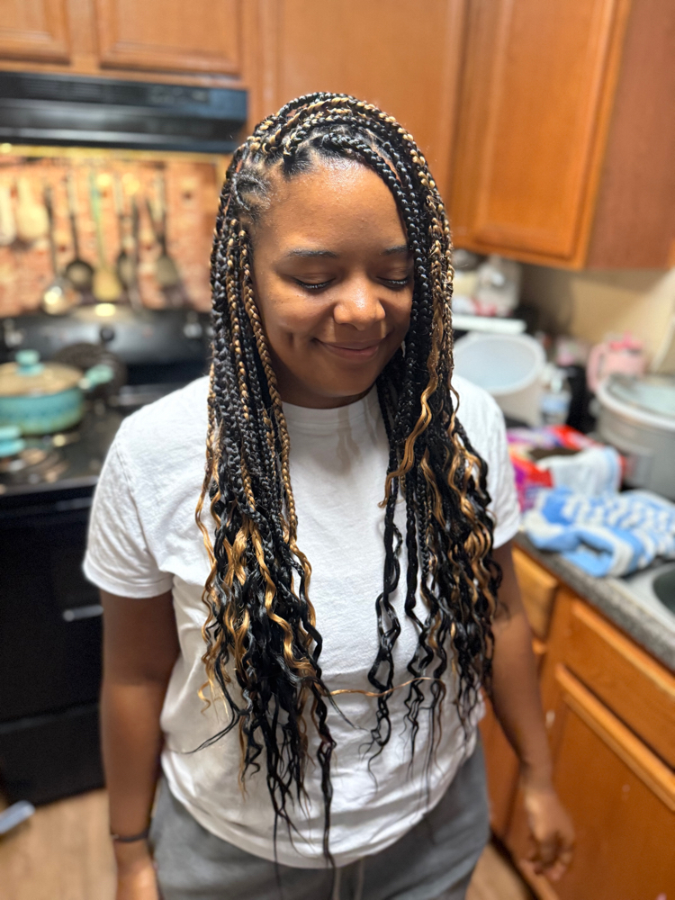 Freestylez By Me at Designz by Destinii in Houston, TX