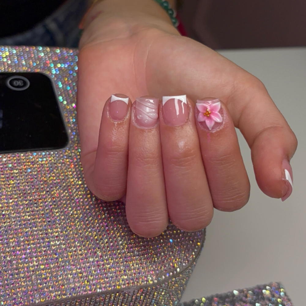 Full Set Extra Short at LuxBeautyLab in Kissimmee, FL