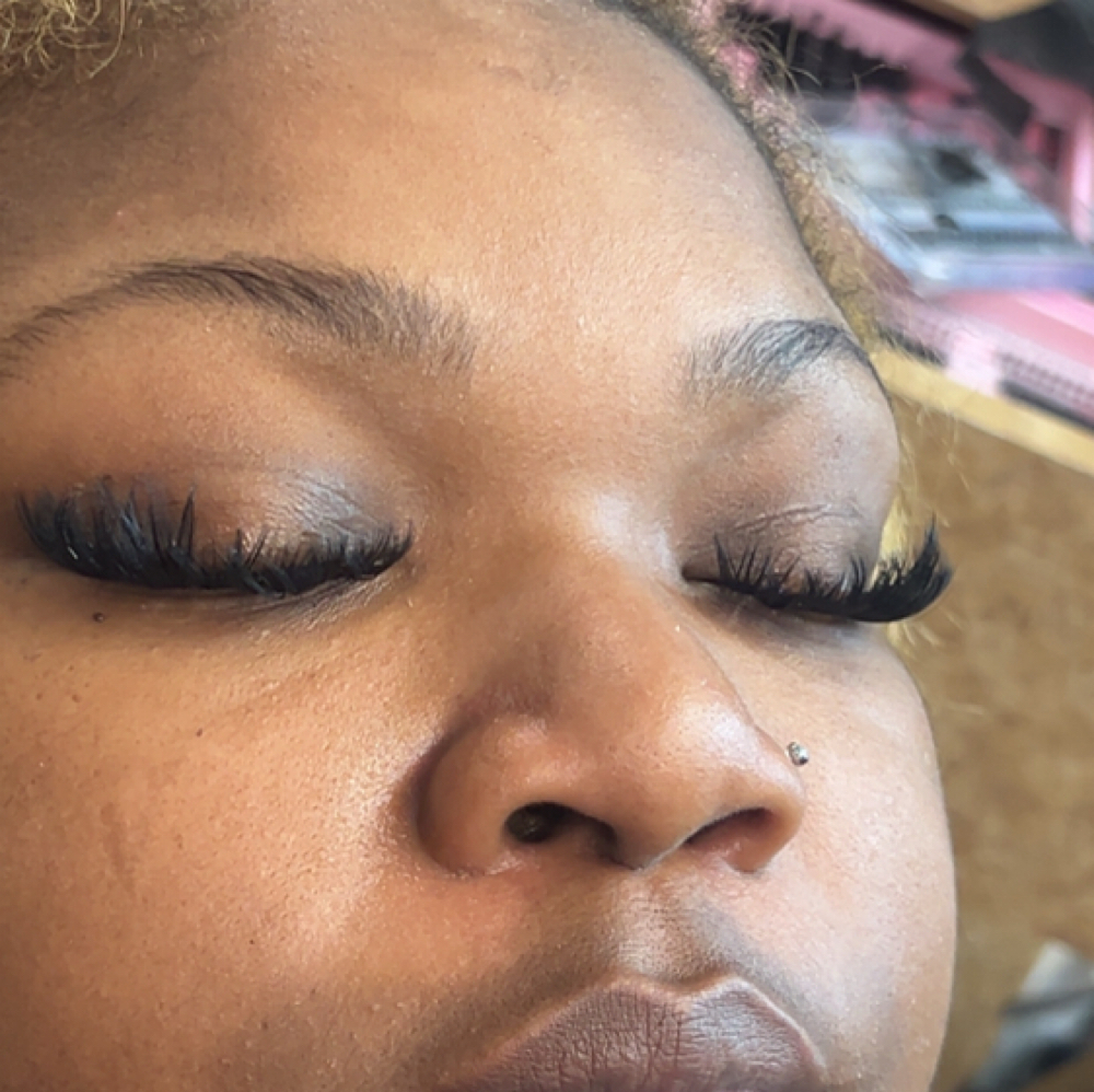 Lash Clusters at HairSymphony in Knoxville, TN