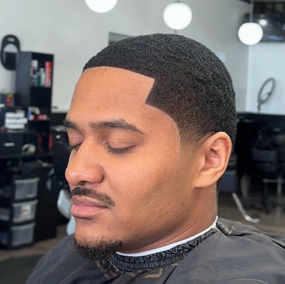 💈 Haircut at DE’AVON CUTS in Southfield, MI