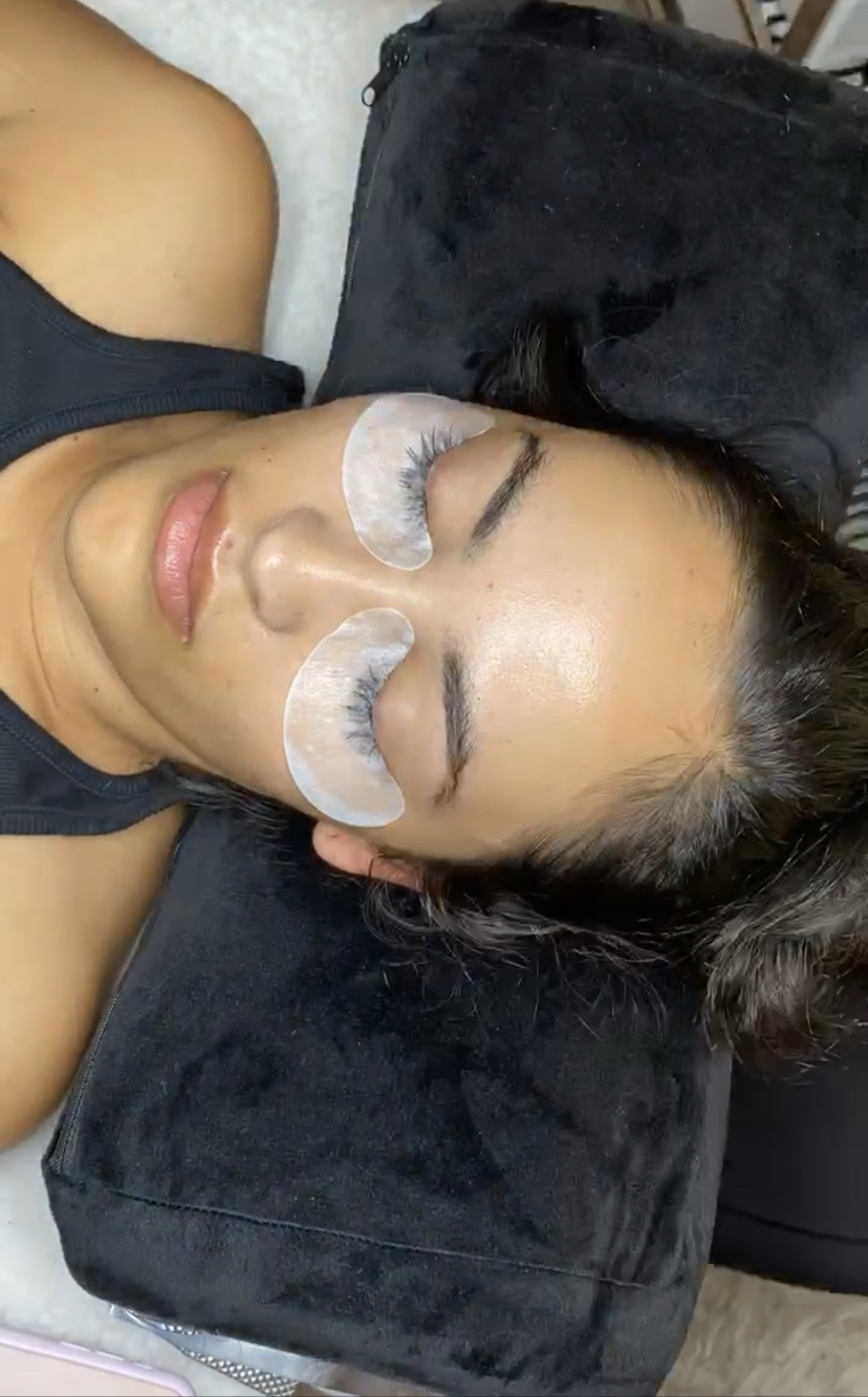Lash Removal