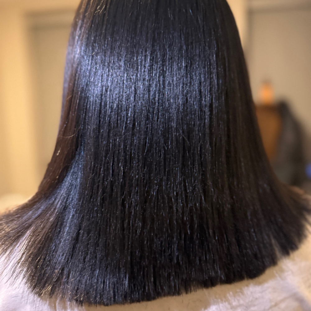 Silk Press With Trim at TEN87 Lavish Raw Strands in Highland Heights, OH