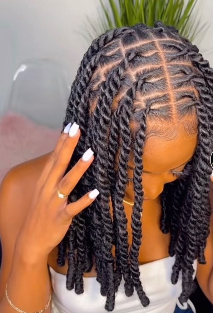 Invisible Loc Twist Two Strand