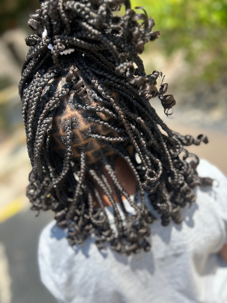 Kids Smedium Curly Bob