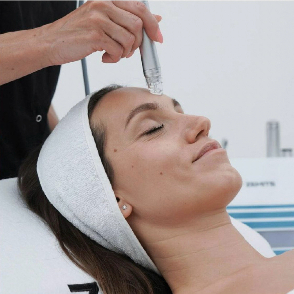 GLOWING BEAUTY FACIAL SIGNTATURE at Glowing Beauty LLC in Grand Prairie, TX