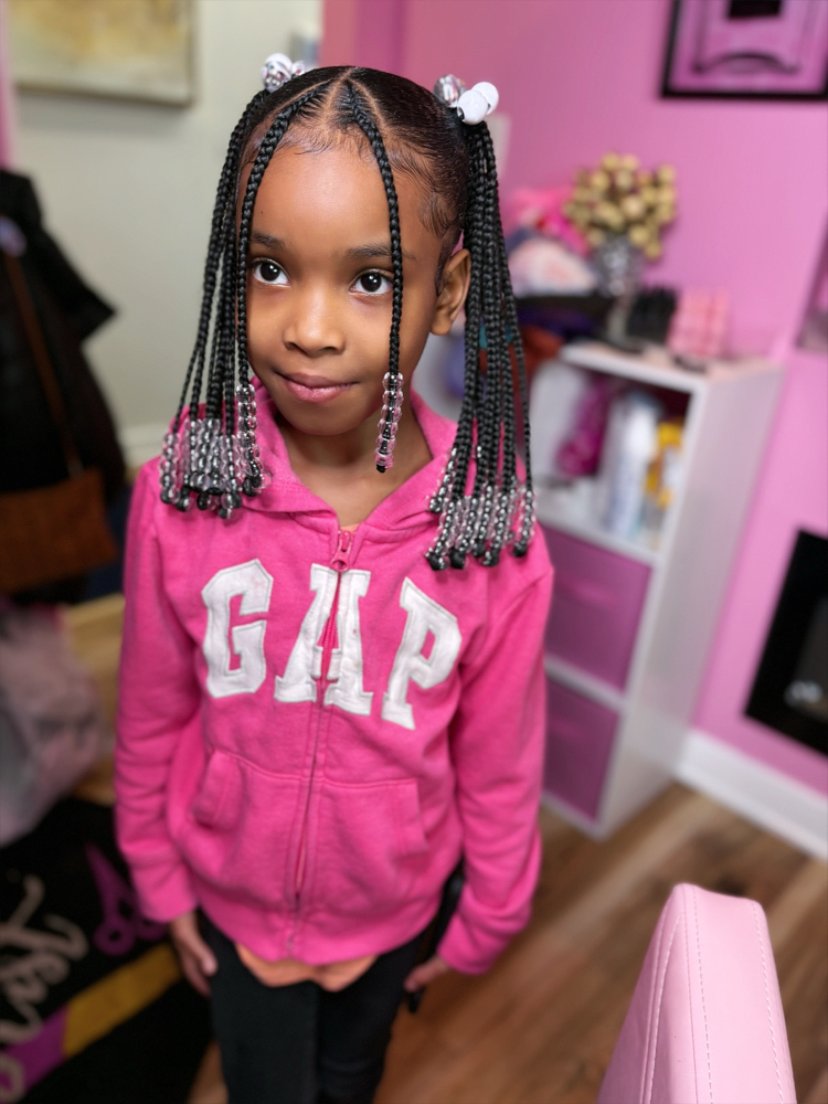 Simple Ponytail Styles at NiyahTheStylist in Chicago, IL