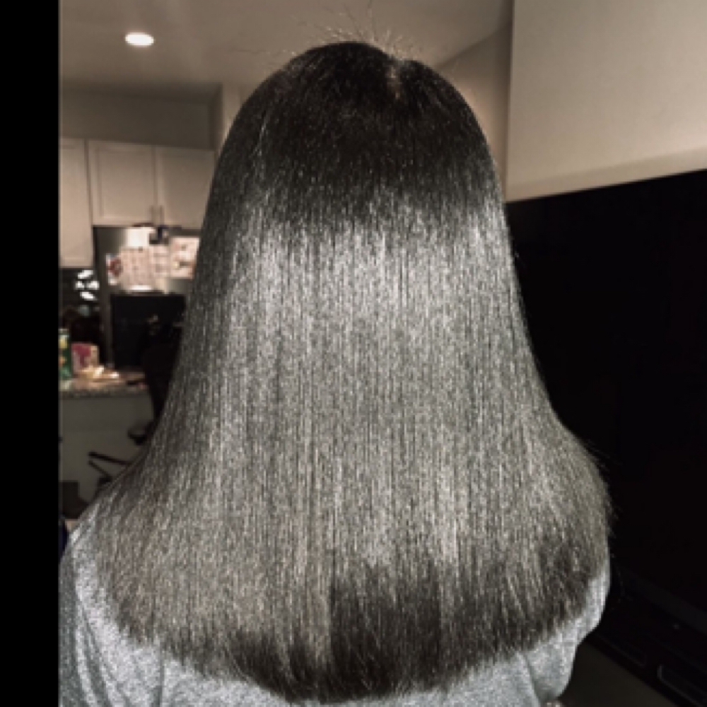 Walk in Wednesday Silk Press at Styles By Yours Truly in Houston, TX