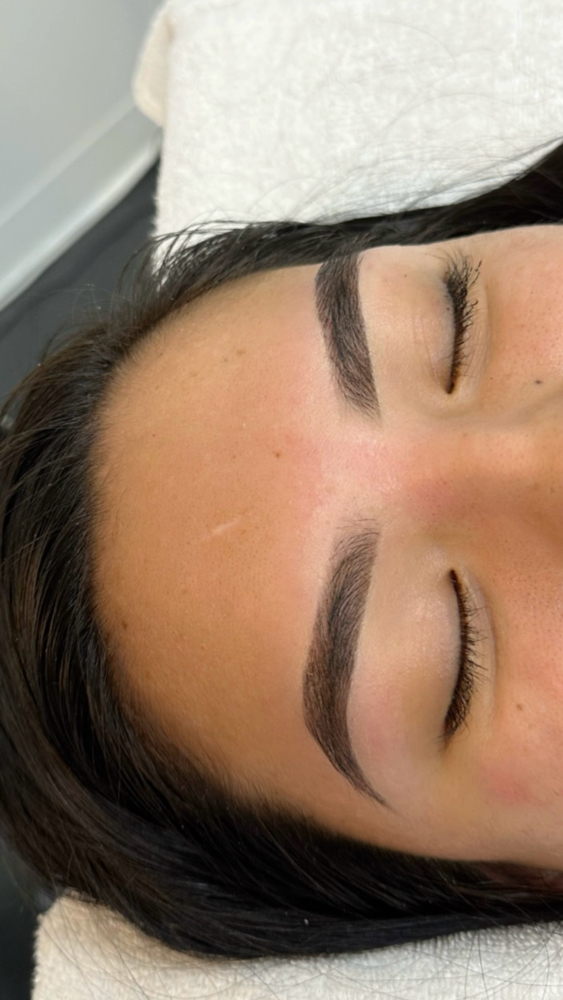 Brow Wax & Tint
