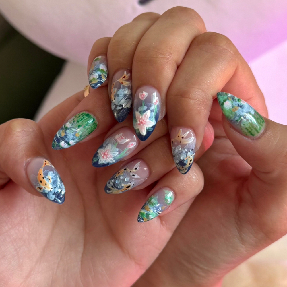 XSHORT / SHORT gel x extentions at loveade nail in arlington, TX