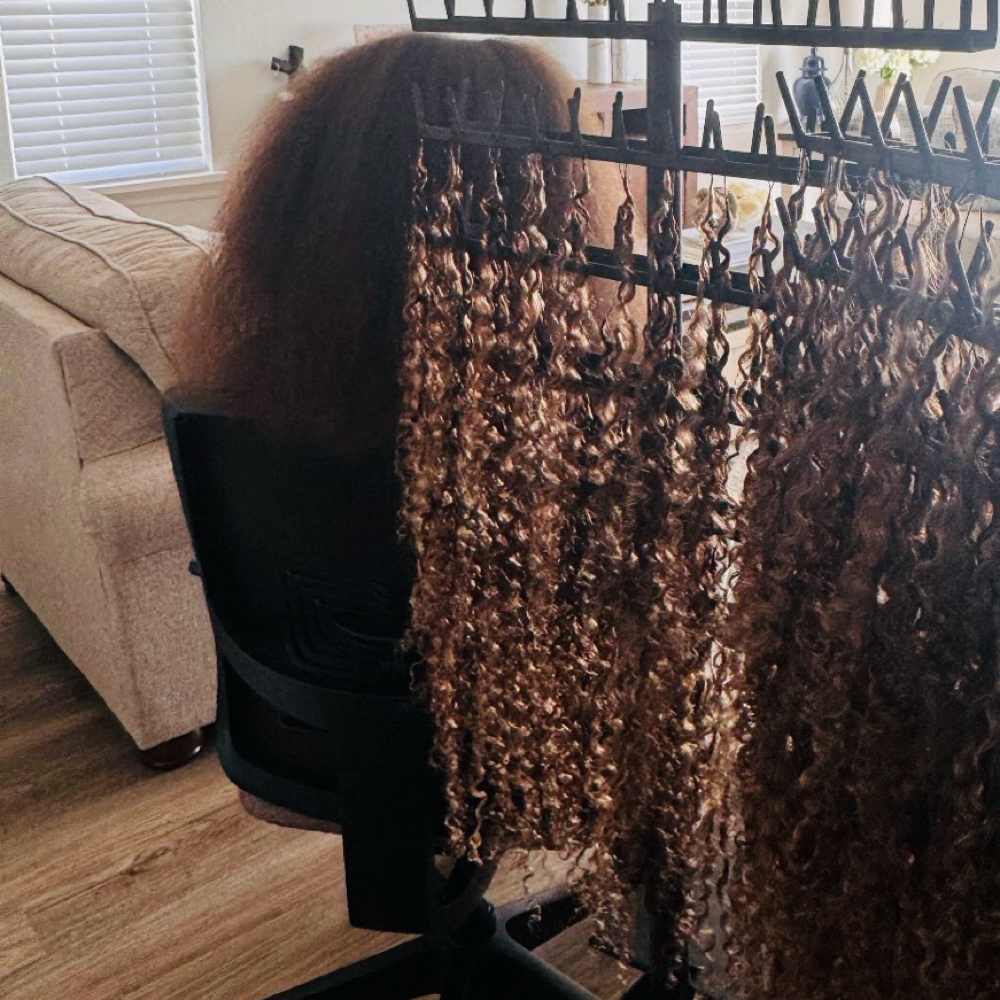 MIRACLE KNOTS REMOVAL (TAKEDOWN) at BRAIDS_BY_ROX in Riverview, FL