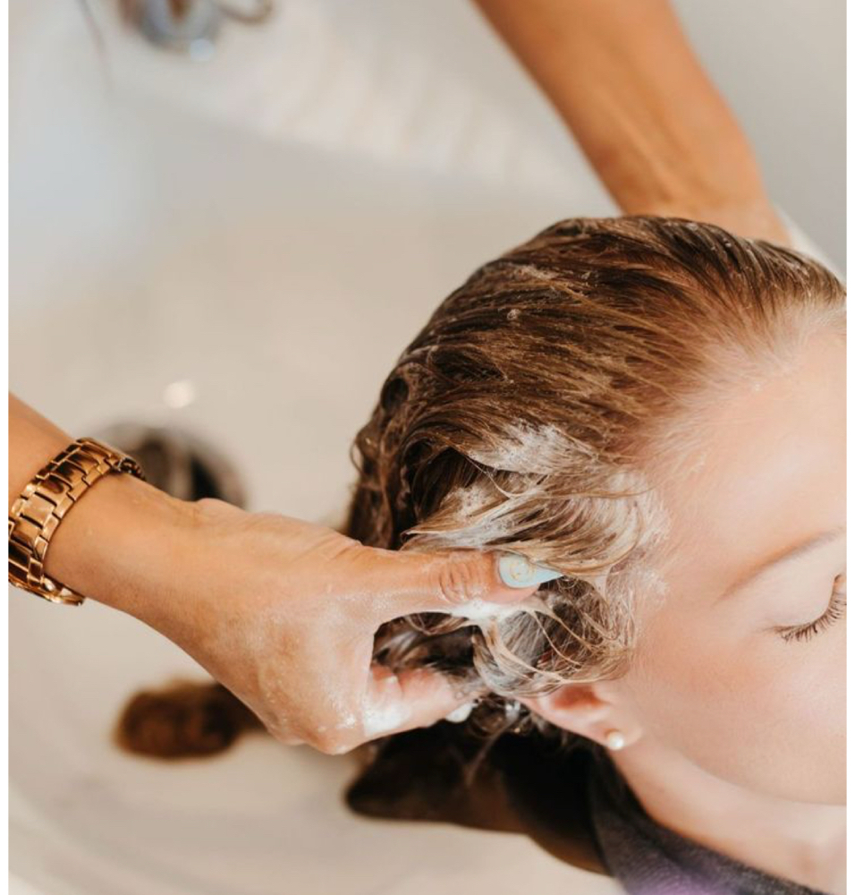 Scalp Detox / Deep Massage