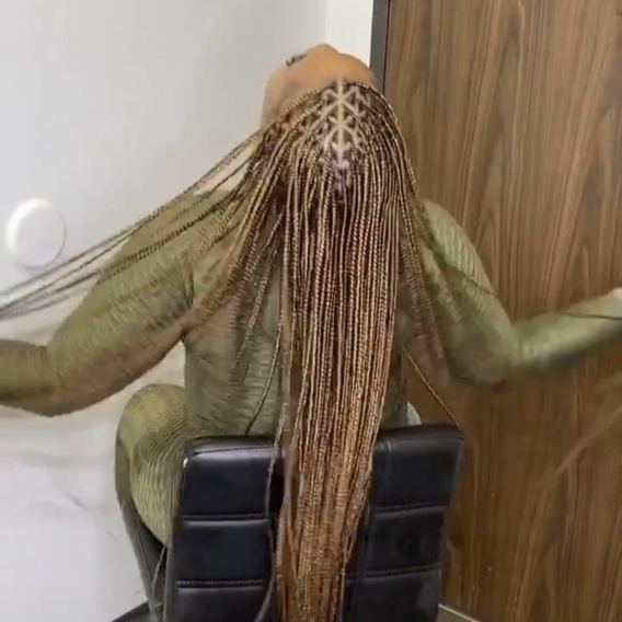 TRIANGLE KNOTLESS SMALL at Favourite Hair Braiding in Cantonsville, MD