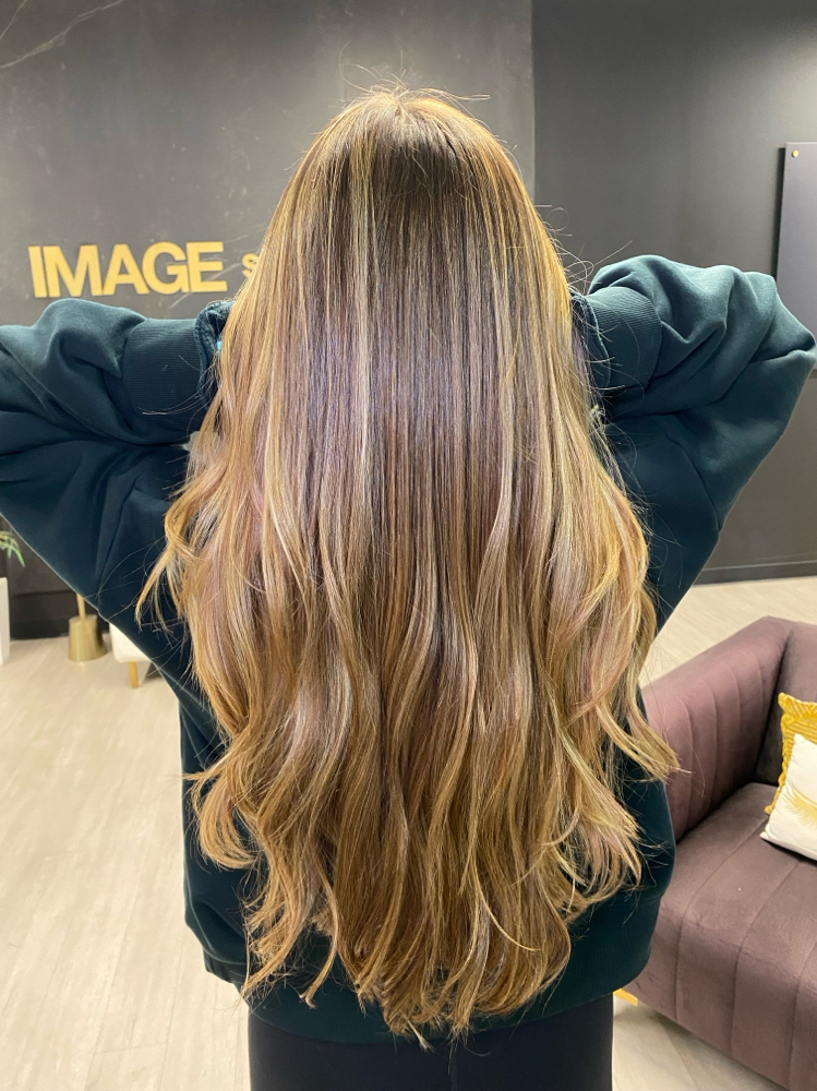 Blowout With Style Thick/Long at Belleza By Dasha in Cherry Hill, NJ
