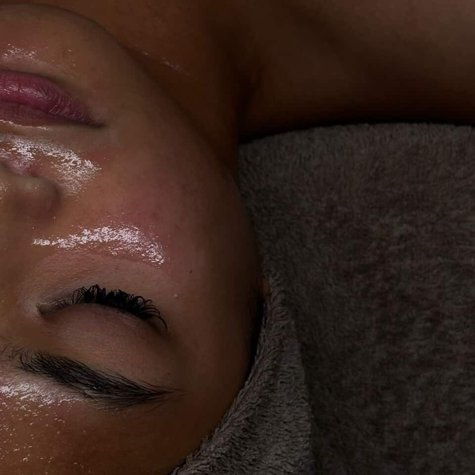 Face Consultation / Signature Facia at Glo Up Bar in Saratoga springs, UT