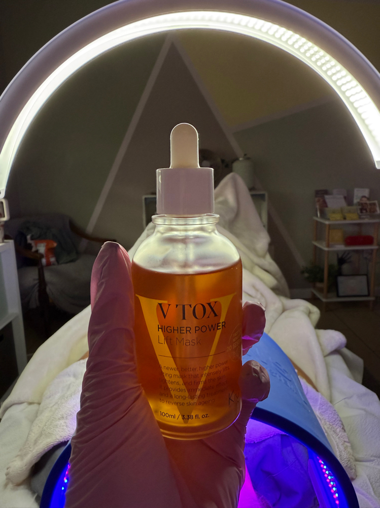 NEW Lift & Glow V-tox Facial