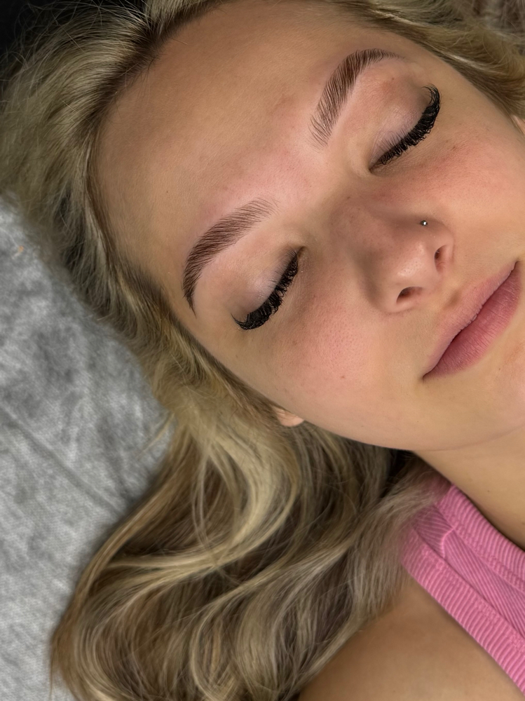 Eyebrow Lamination