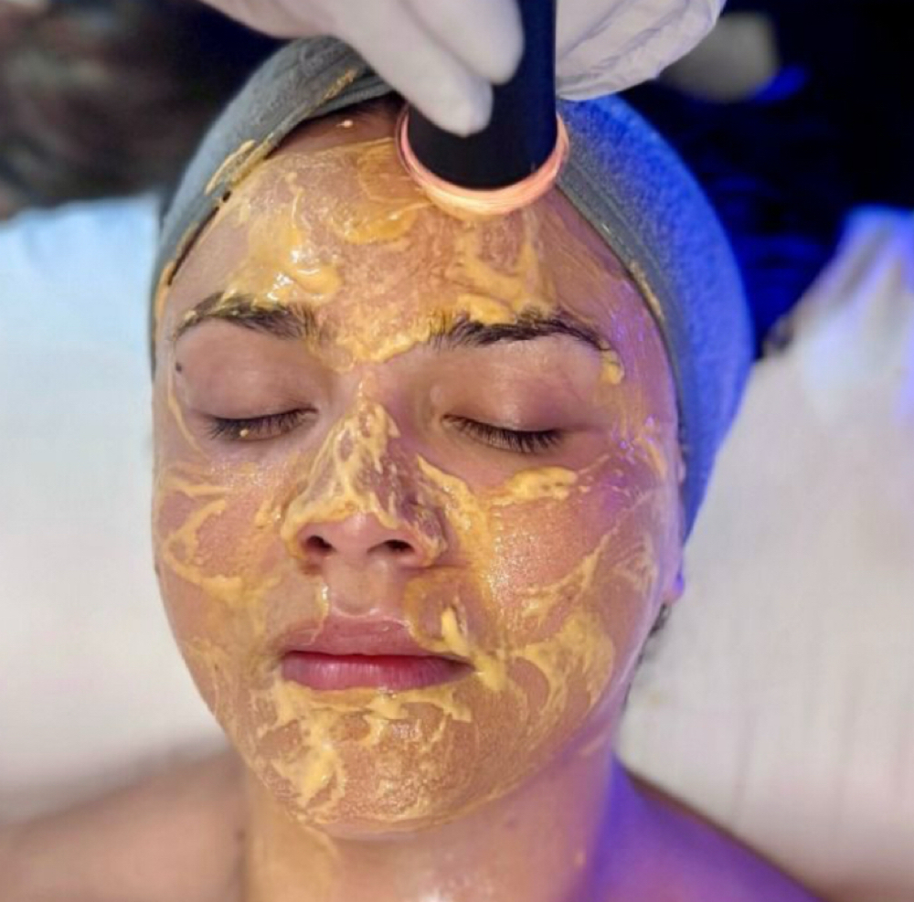 House Call / Glo2Facial at 227 Aesthetics in Sterling Heights, MI