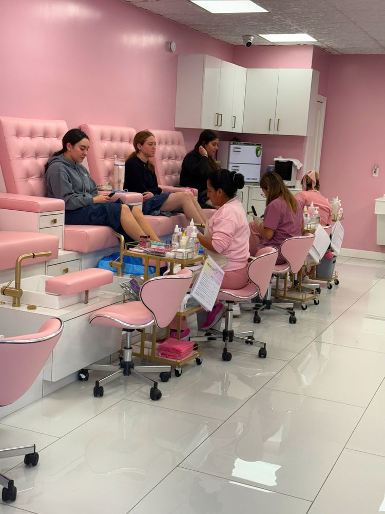 Acrylic pedicure (All toes)