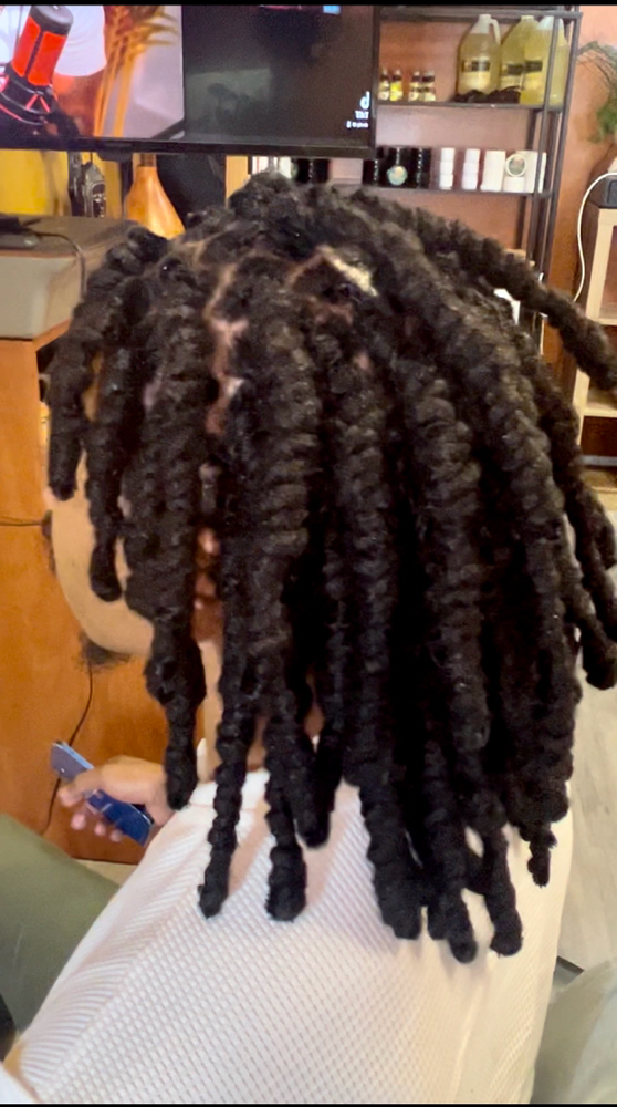Interloc 8-10 Wks.  + Adv. at U N I FOR HAIR LLC in North Charleston, SC
