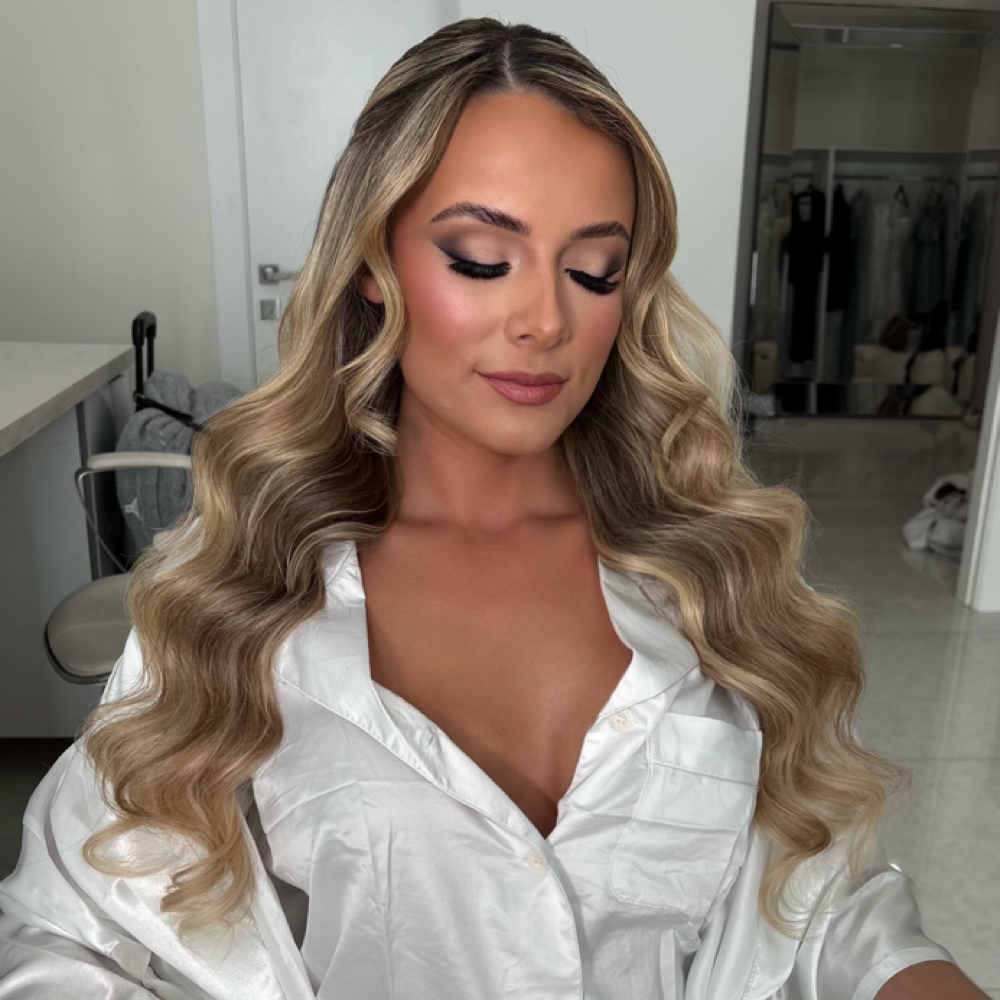 Luxe Hair Styling at Dolls By Sophia in Miami Beach, FL