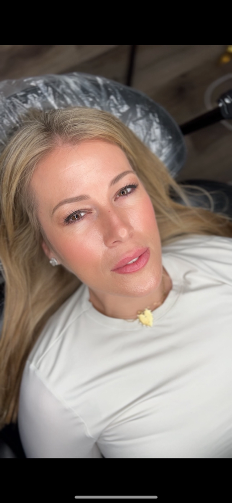 6-8 Week Brow & Lip Blush Touch Up