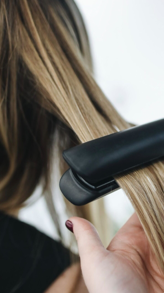 Planchado De Cabello (solo) at Mint Studio in Caguas, PR