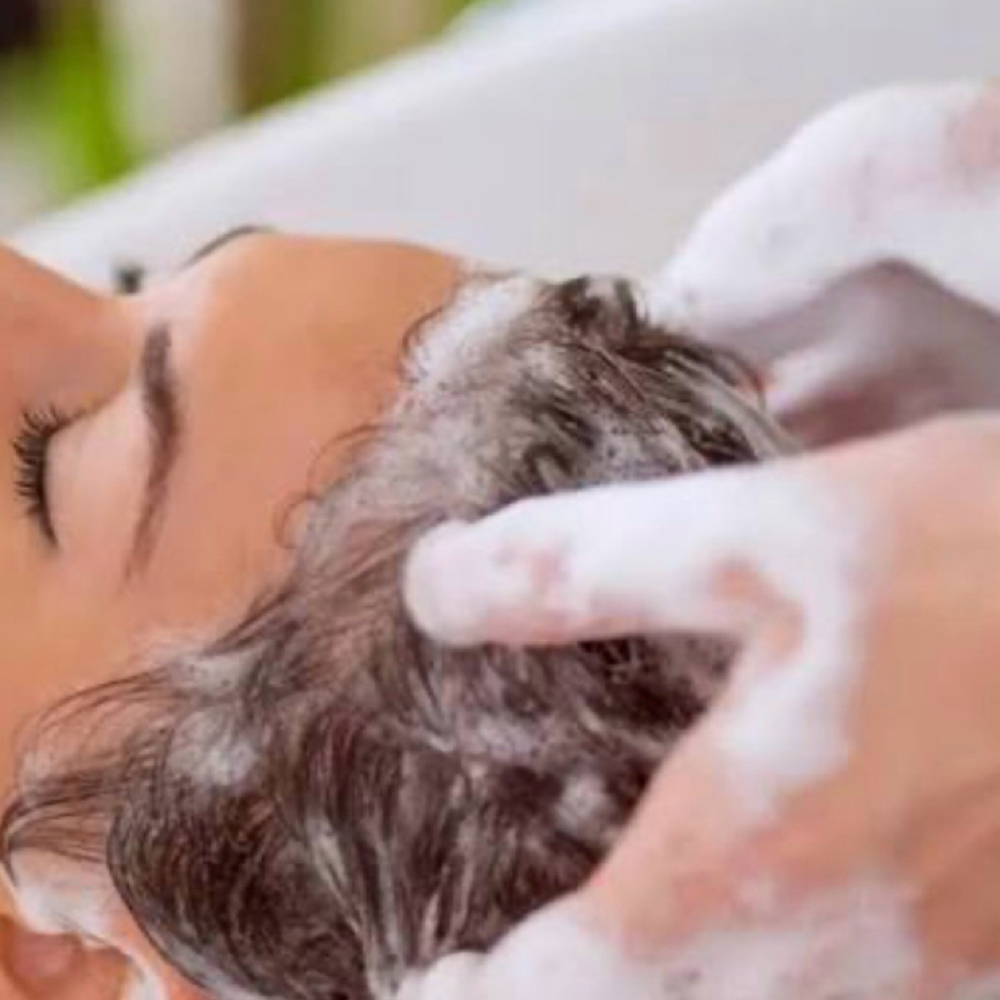 Scalp Detox/Mini Head Spa at Mane Boutique in Parma, OH