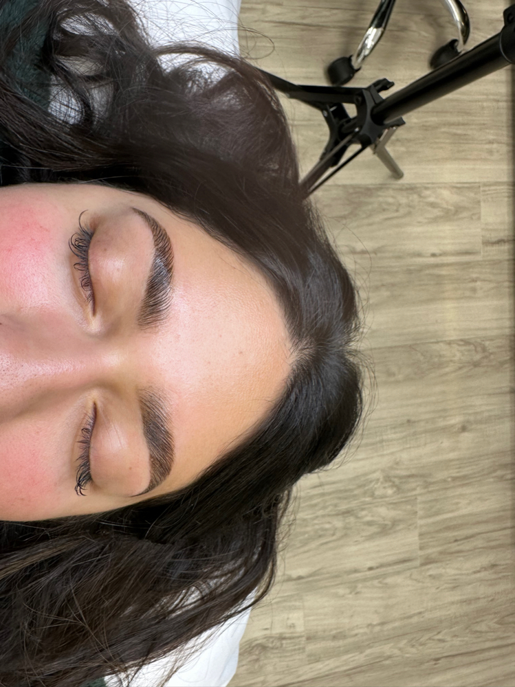 Brow Laminaton + Tint