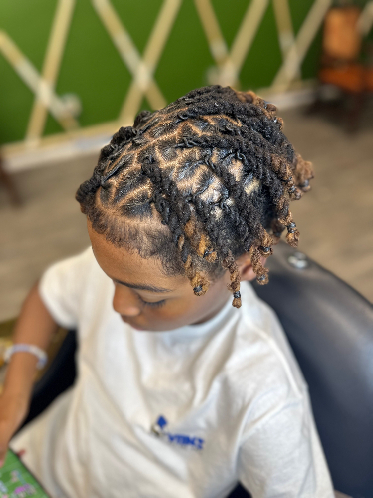 Retwist & Two Stand/ Rope Twist at Xio Hair & Beauty Bar in Rosedale, MD