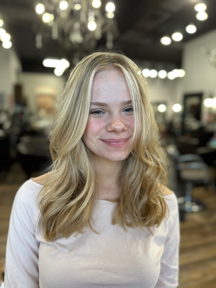 Full Highlight And Blowdry